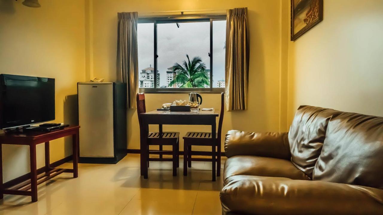 Hotel 63 Rangun Zewnętrze zdjęcie