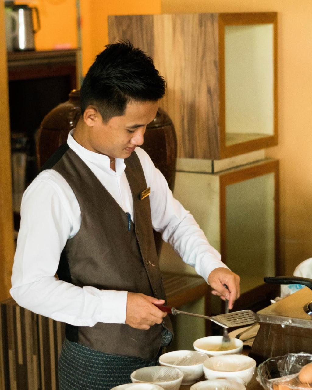 Hotel 63 Rangun Zewnętrze zdjęcie
