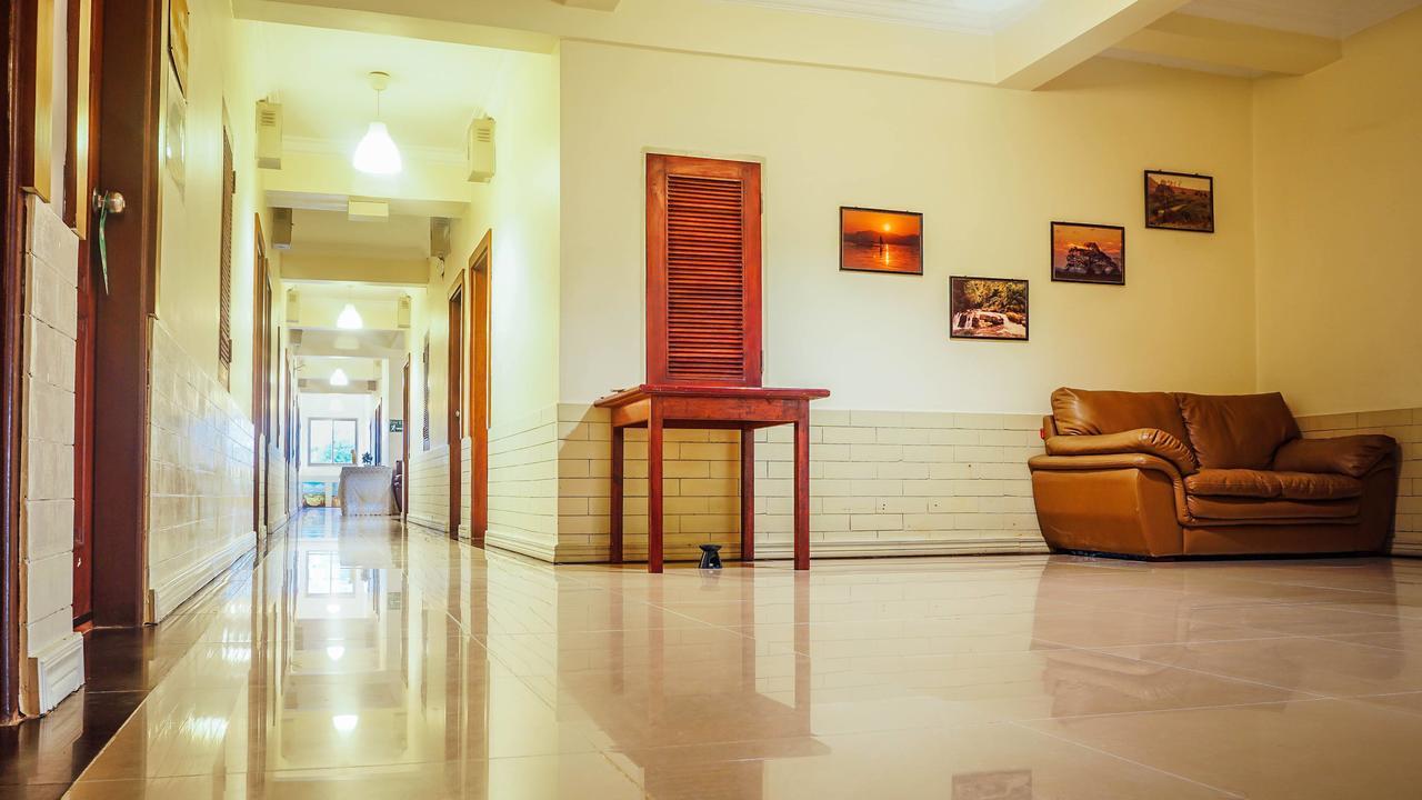 Hotel 63 Rangun Zewnętrze zdjęcie